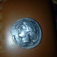 سکه نقره عیار بالا از زمان اشکانی|کلکسیون سکه، تمبر، اسکناس|تهران, اتحاد|دیوار