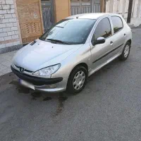 پژو ۲۰۶ نقره ایی ۱۳۸۲