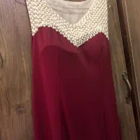 لباس مجلسی زنانه زرشکی در حد نو|لباس|فولادشهر, زاینده رود|دیوار