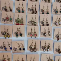 گوشواره سنتی و سنجاق گل سینه|بدلیجات|پرند, فاز ۶|دیوار