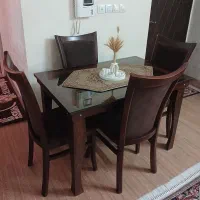 میز ناهارخوری همره با۴صندلی