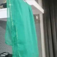 شال حریر سبز با لبه پولک دوزی