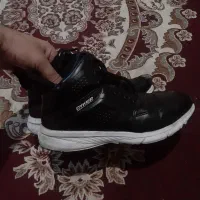 کتانی اورجینال oyker سایز ۴۱