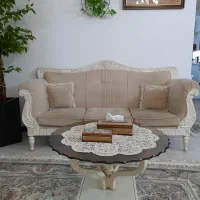مبل سلطتنی