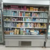 فروش وسایل کافه و فروشگاهی در حد نو و مارک هستند