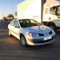 مگان ۲۰۰۰ اتومات‌ ۹۱