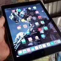 ipad 6th generation 32 gig