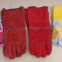 دستکش و گوش گیر