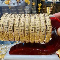 النگوتکپوش پورهنگ طرح ورساچ ۵ درصد بالای تابلو|جواهرات|شیراز, بازار|دیوار