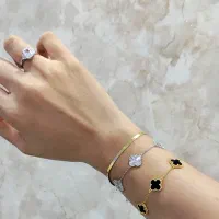 نقره سبک روز عیاربالا
