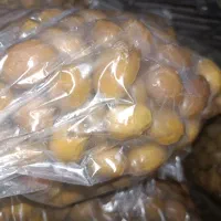 زیتون شور خانگی تمیز بدون مواد افزودنی
