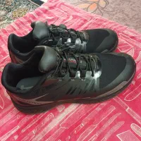 کتونی سالمون سایز ۴۵