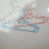 چوب لباسی نو