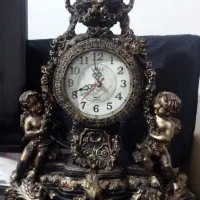 ساعت رومیزی شیک