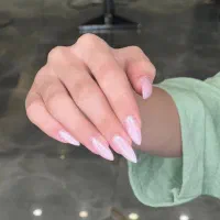 مدل کاشت و ترمیم ناخن