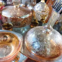 ظروف بسیار زیبا و آنتیک  خیلی خیلی قدیمی|کلکسیون اشیاء عتیقه|لاهیجان, جمهوری|دیوار