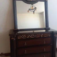 میز آینه در حد نو