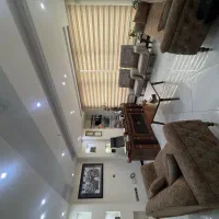 دانشجو ، لیسانس یا علاقه مندان به رشته حقوق خانم