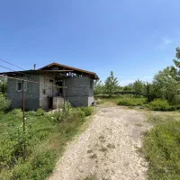 ویلاقدیمی100متربنا-2200مترزمین-مسکونی-سالکده