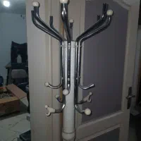 رخت آویز ایستاده