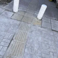 کارگر کارگاه تولیدی موزائیک