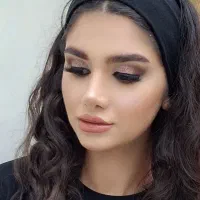 پکیج اقتصادی شنیون و میکاپ|خدمات آرایشگری و زیبایی|شیراز, شریف‌آباد|دیوار