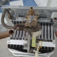 آبگرمکن لورچ سالم در حد نو