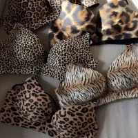 لباس زیر زنانه