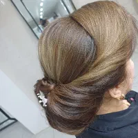 میکاپ وشنیون|خدمات آرایشگری و زیبایی|مرند, |دیوار