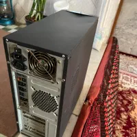 کیس با کیبورد و موس و سیستم صوتی