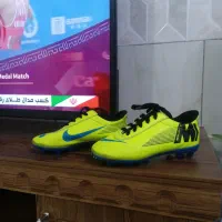 کفش ورزشی چمن