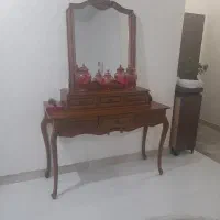 کنسول و میز تی وی