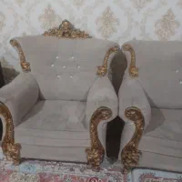 یه دست مبل راحتی ۷ نفره در حد تمیز و قابل استفاده