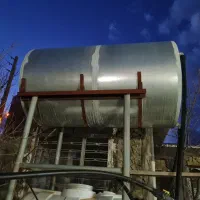منبع اب ۸ هزارتایی با پایه زیر با ورق ضخیم درحد نو