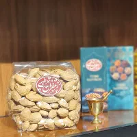 بادام پوست کاغذی (منقا)