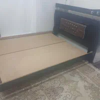 تخت خواب دونفره مشکی سالم بدون خش در حد نو|تخت و سرویس خواب|اصفهان, فرهنگیان|دیوار