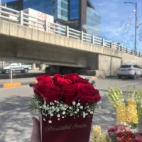 دسته و باکس گل اقتصادی در شیراز