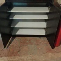 تخت و جاکفشی