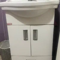 روشویی و شیر روشویی و توالت