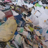 ضایعات کتاب و کاغذخریدارم درب منزل قیمت بالا