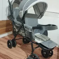 کالسکه دو قلو