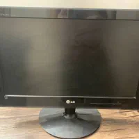 کیس و مانیتور تمیز