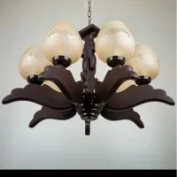 لوستر ۷ و ۵ شعله چوبی چشمه نور