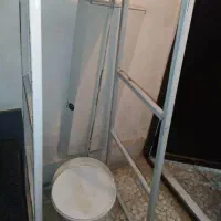 چهار پایه آهنی