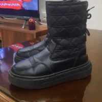 بوت دخترانه و نیم بوت اچ ان ام|کفش و لباس بچه|تهران, شمیراننو|دیوار