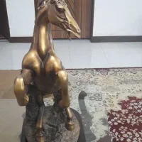 مجسمه رزین سبک وزیبا