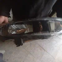 چراغ جلو سمت راست تارا