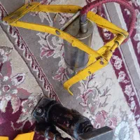 جک دستی  و پمپ باد دستی