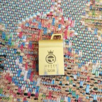 فلش 32 گیگ سالم و با سرعت