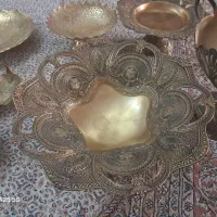 برنز و پیوتر کریستال بوهیما خورشیدی و قندان و سینی|ظروف سرو و پذیرایی|اسلام‌شهر, شهرک قائمیه|دیوار